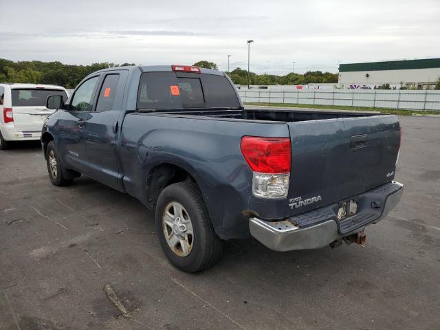 Photo 2 VIN: 5TFUM5F11AX015585 - TOYOTA TUNDRA DOU 