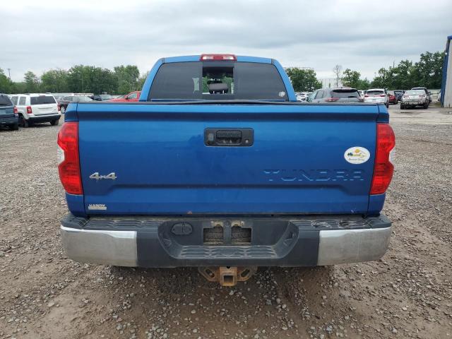 Photo 5 VIN: 5TFUM5F11GX067758 - TOYOTA TUNDRA DOU 