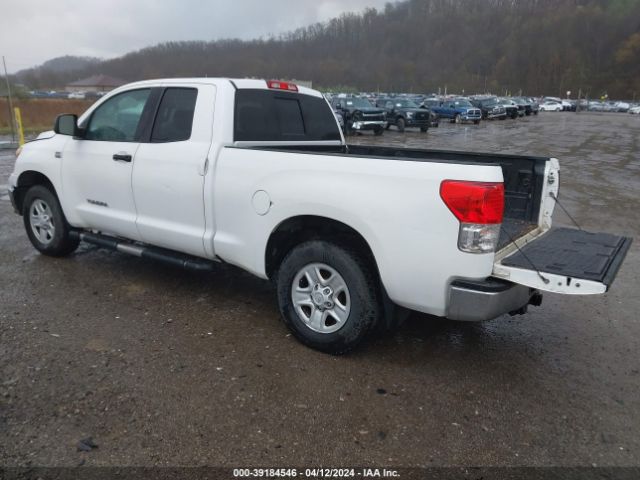 Photo 2 VIN: 5TFUM5F12AX004272 - TOYOTA TUNDRA 