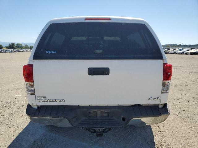 Photo 5 VIN: 5TFUM5F12BX017461 - TOYOTA TUNDRA DOU 