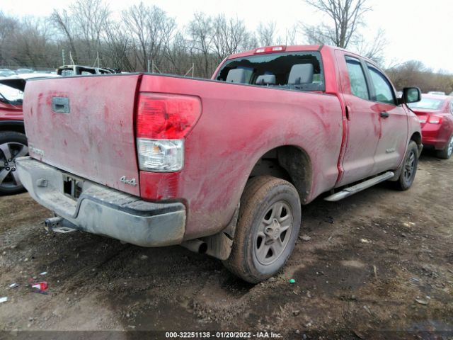 Photo 3 VIN: 5TFUM5F12BX017539 - TOYOTA TUNDRA 4WD TRUCK 