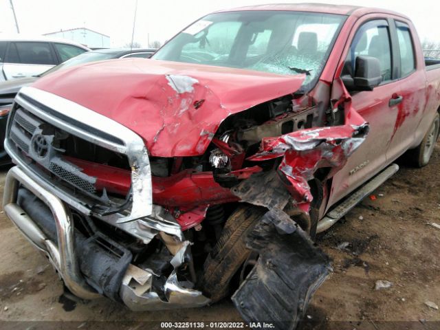 Photo 5 VIN: 5TFUM5F12BX017539 - TOYOTA TUNDRA 4WD TRUCK 