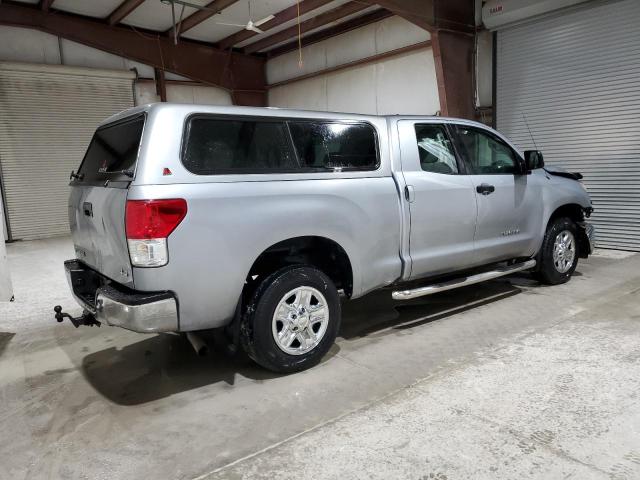 Photo 2 VIN: 5TFUM5F12BX019081 - TOYOTA TUNDRA DOU 