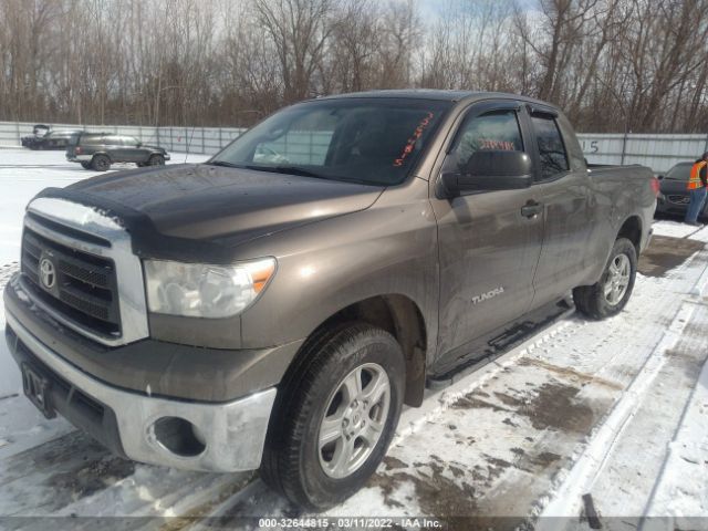 Photo 1 VIN: 5TFUM5F12BX023860 - TOYOTA TUNDRA 4WD TRUCK 