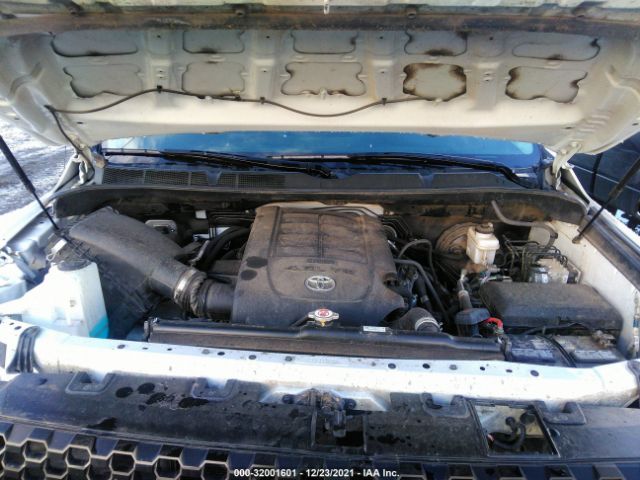 Photo 9 VIN: 5TFUM5F12JX074998 - TOYOTA TUNDRA 4WD 