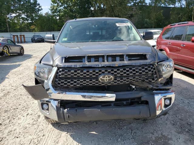 Photo 4 VIN: 5TFUM5F12KX080074 - TOYOTA TUNDRA DOU 