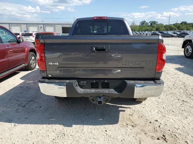 Photo 5 VIN: 5TFUM5F12KX080074 - TOYOTA TUNDRA DOU 