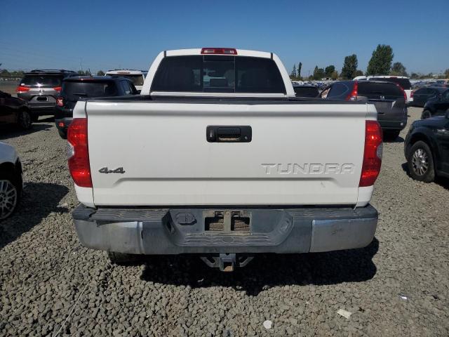 Photo 5 VIN: 5TFUM5F12KX081497 - TOYOTA TUNDRA 