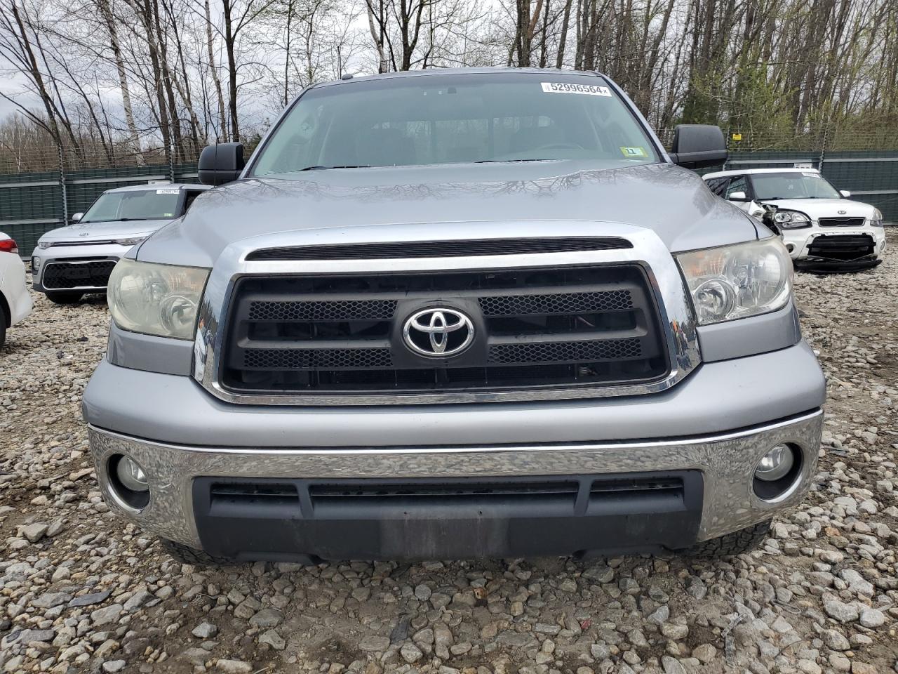 Photo 4 VIN: 5TFUM5F13AX005723 - TOYOTA TUNDRA 