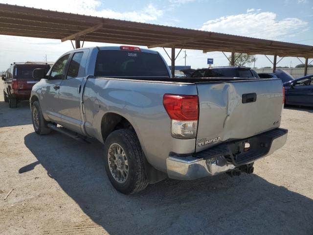 Photo 2 VIN: 5TFUM5F13BX024256 - TOYOTA TUNDRA DOU 