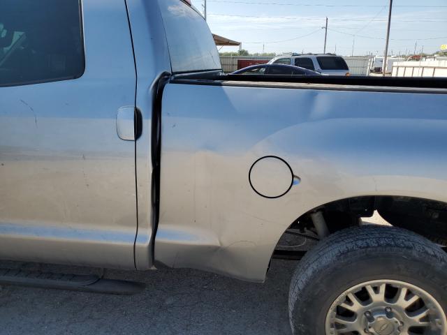 Photo 8 VIN: 5TFUM5F13BX024256 - TOYOTA TUNDRA DOU 