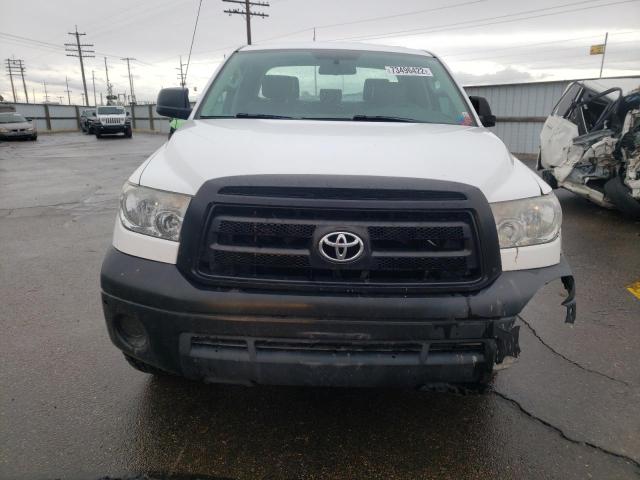 Photo 4 VIN: 5TFUM5F13CX033654 - TOYOTA TUNDRA DOU 