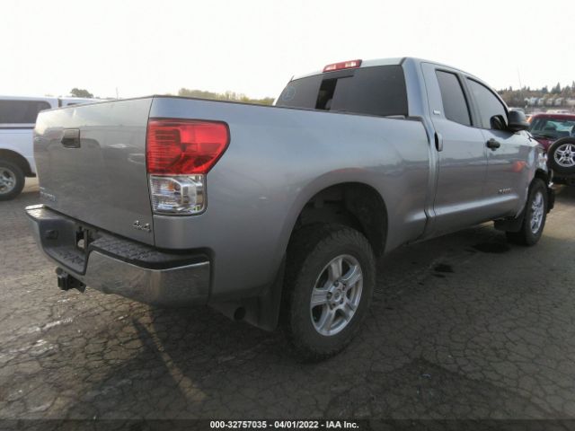 Photo 3 VIN: 5TFUM5F13CX034836 - TOYOTA TUNDRA 4WD TRUCK 