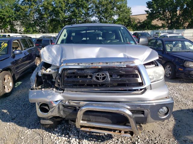 Photo 4 VIN: 5TFUM5F13CX035193 - TOYOTA TUNDRA DOU 