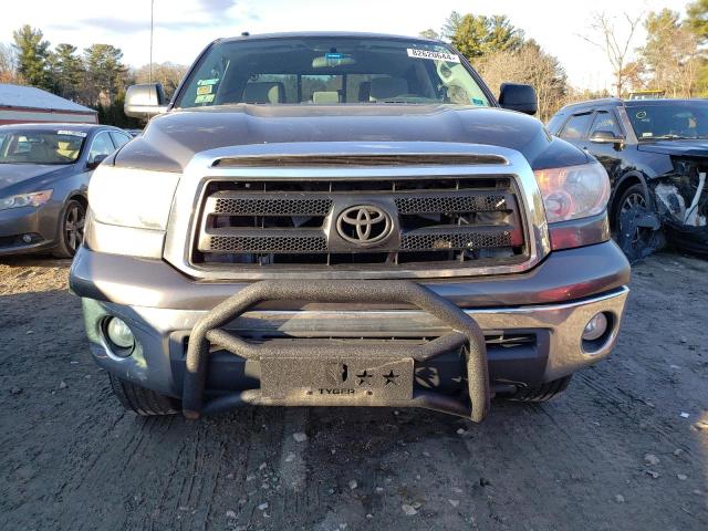 Photo 4 VIN: 5TFUM5F13DX040170 - TOYOTA TUNDRA DOU 