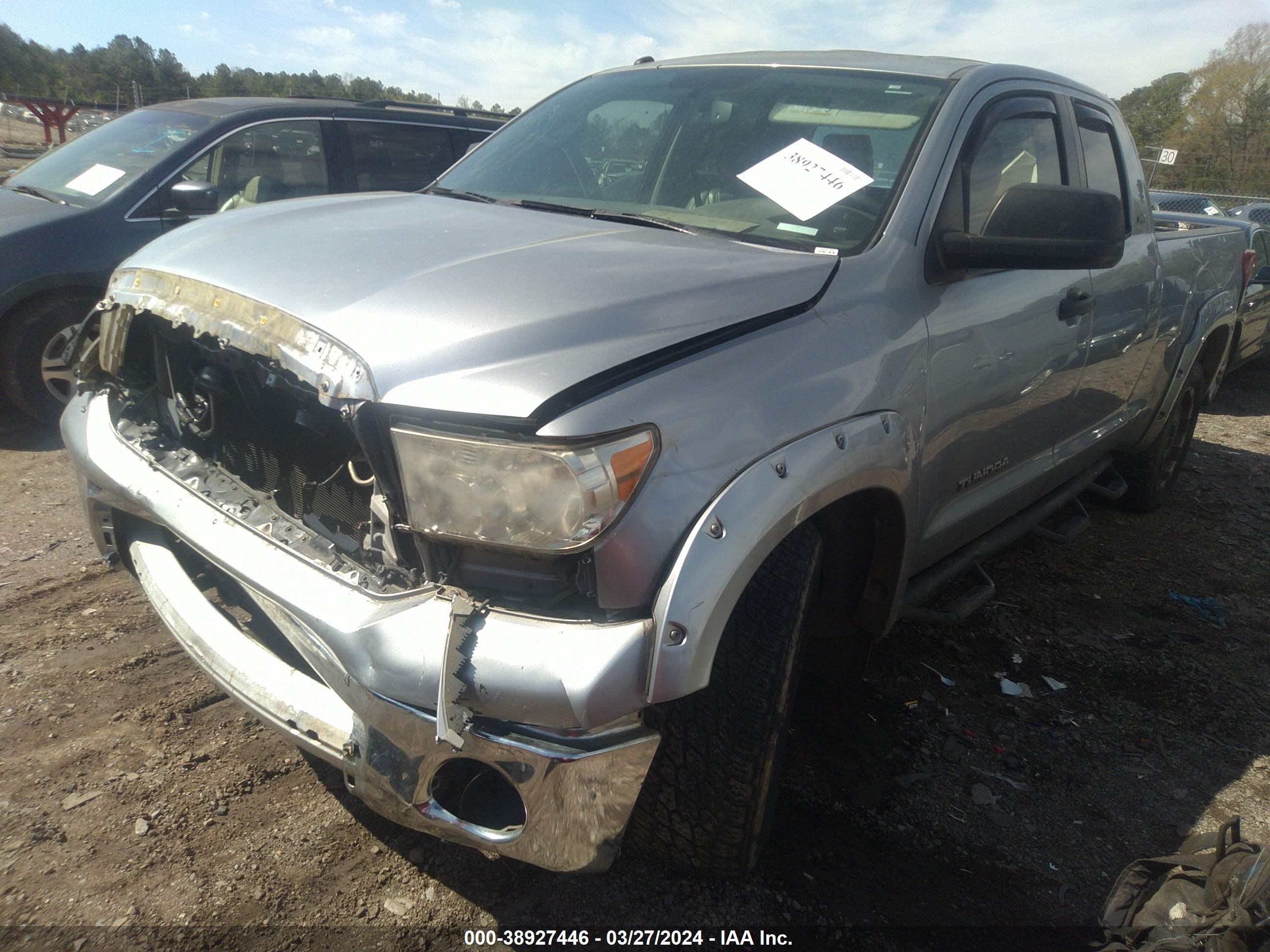 Photo 1 VIN: 5TFUM5F13DX041058 - TOYOTA TUNDRA 