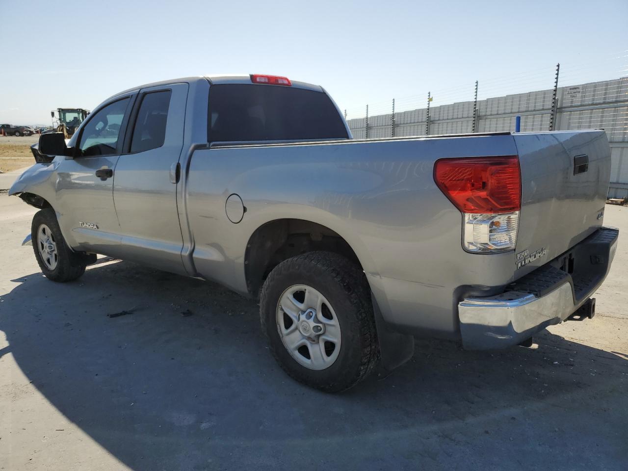 Photo 1 VIN: 5TFUM5F13DX042629 - TOYOTA TUNDRA 