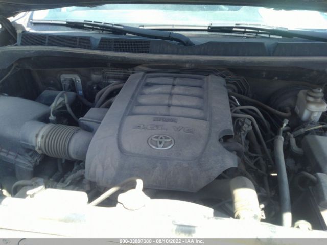 Photo 9 VIN: 5TFUM5F13EX052837 - TOYOTA TUNDRA 4WD TRUCK 