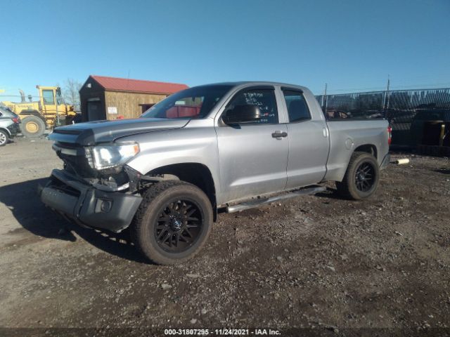 Photo 1 VIN: 5TFUM5F13EX056547 - TOYOTA TUNDRA 4WD TRUCK 