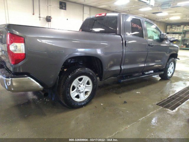 Photo 3 VIN: 5TFUM5F13GX067986 - TOYOTA TUNDRA 4WD TRUCK 