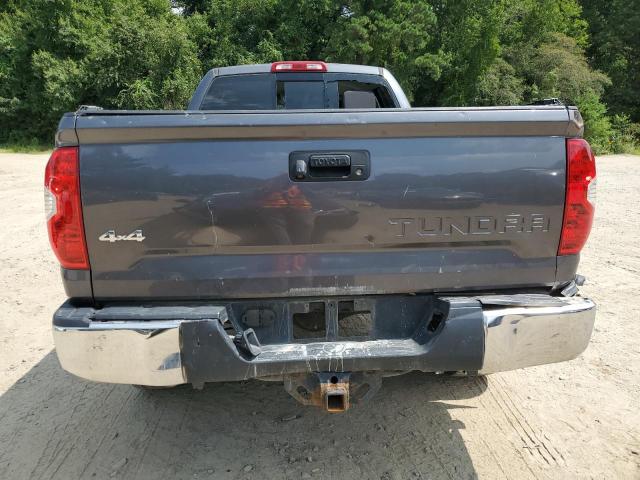 Photo 5 VIN: 5TFUM5F13HX069576 - TOYOTA TUNDRA DOU 