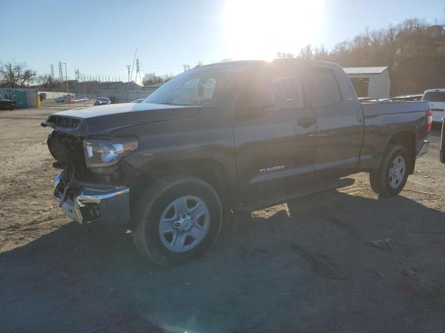 Photo 0 VIN: 5TFUM5F13KX081587 - TOYOTA TUNDRA DOU 