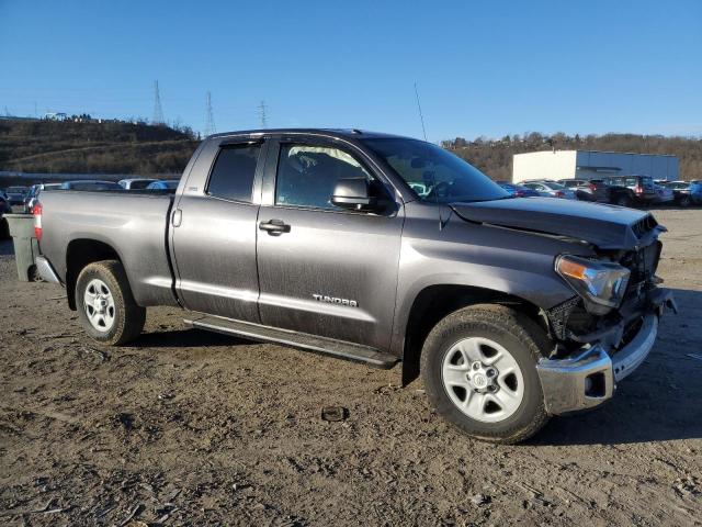 Photo 3 VIN: 5TFUM5F13KX081587 - TOYOTA TUNDRA DOU 