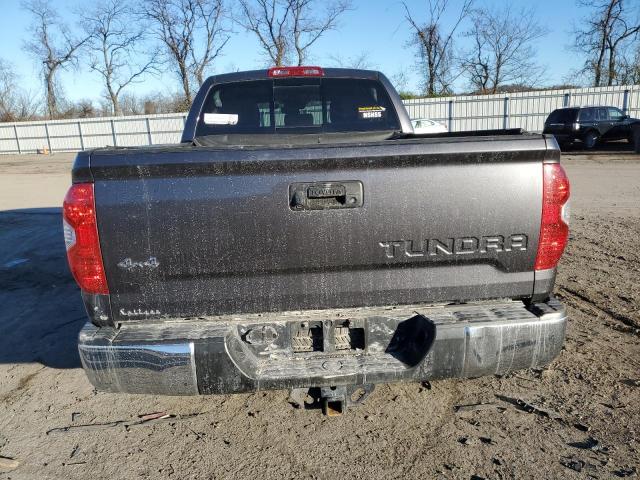 Photo 5 VIN: 5TFUM5F13KX081587 - TOYOTA TUNDRA DOU 