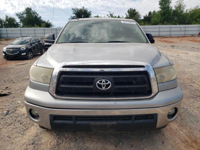 Photo 4 VIN: 5TFUM5F14BX022970 - TOYOTA TUNDRA DOU 