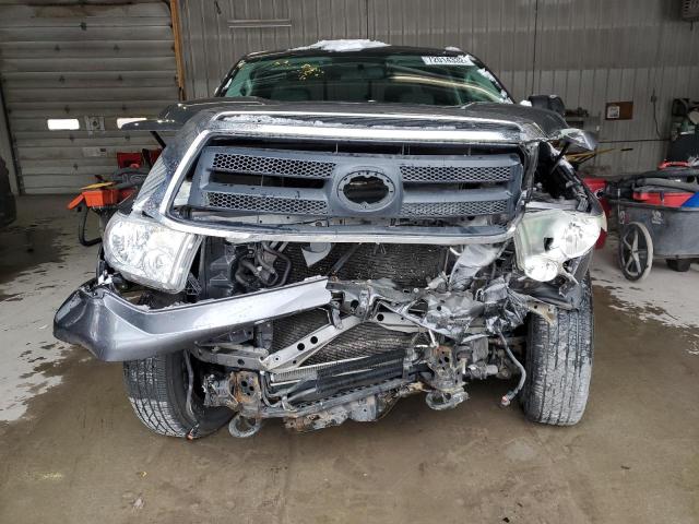 Photo 4 VIN: 5TFUM5F14BX025318 - TOYOTA TUNDRA DOU 