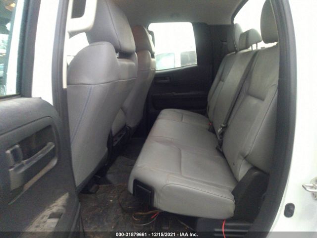 Photo 7 VIN: 5TFUM5F14JX077837 - TOYOTA TUNDRA 4WD 