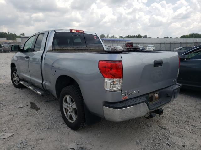 Photo 2 VIN: 5TFUM5F15BX021097 - TOYOTA TUNDRA DOU 