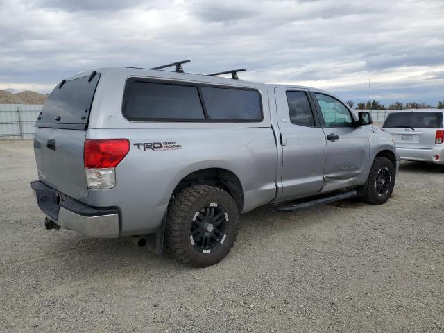 Photo 2 VIN: 5TFUM5F15BX023271 - TOYOTA TUNDRA 