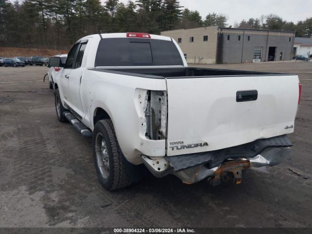 Photo 2 VIN: 5TFUM5F15BX023822 - TOYOTA TUNDRA 