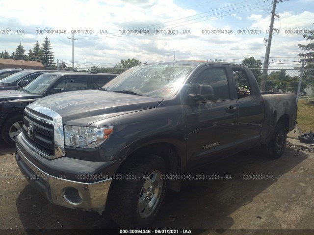 Photo 1 VIN: 5TFUM5F15BX024422 - TOYOTA TUNDRA 4WD TRUCK 