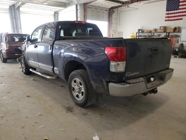 Photo 2 VIN: 5TFUM5F15CX028536 - TOYOTA TUNDRA DOU 