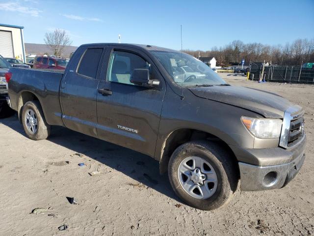 Photo 3 VIN: 5TFUM5F15CX032716 - TOYOTA TUNDRA 