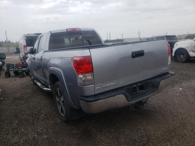 Photo 2 VIN: 5TFUM5F15DX040378 - TOYOTA TUNDRA DOU 