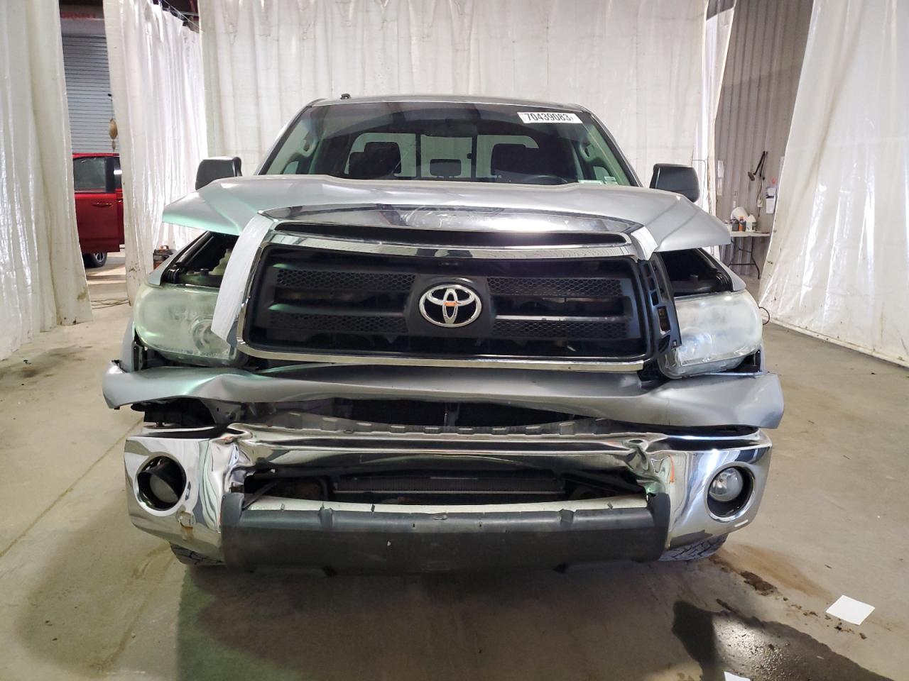 Photo 4 VIN: 5TFUM5F15DX043829 - TOYOTA TUNDRA 