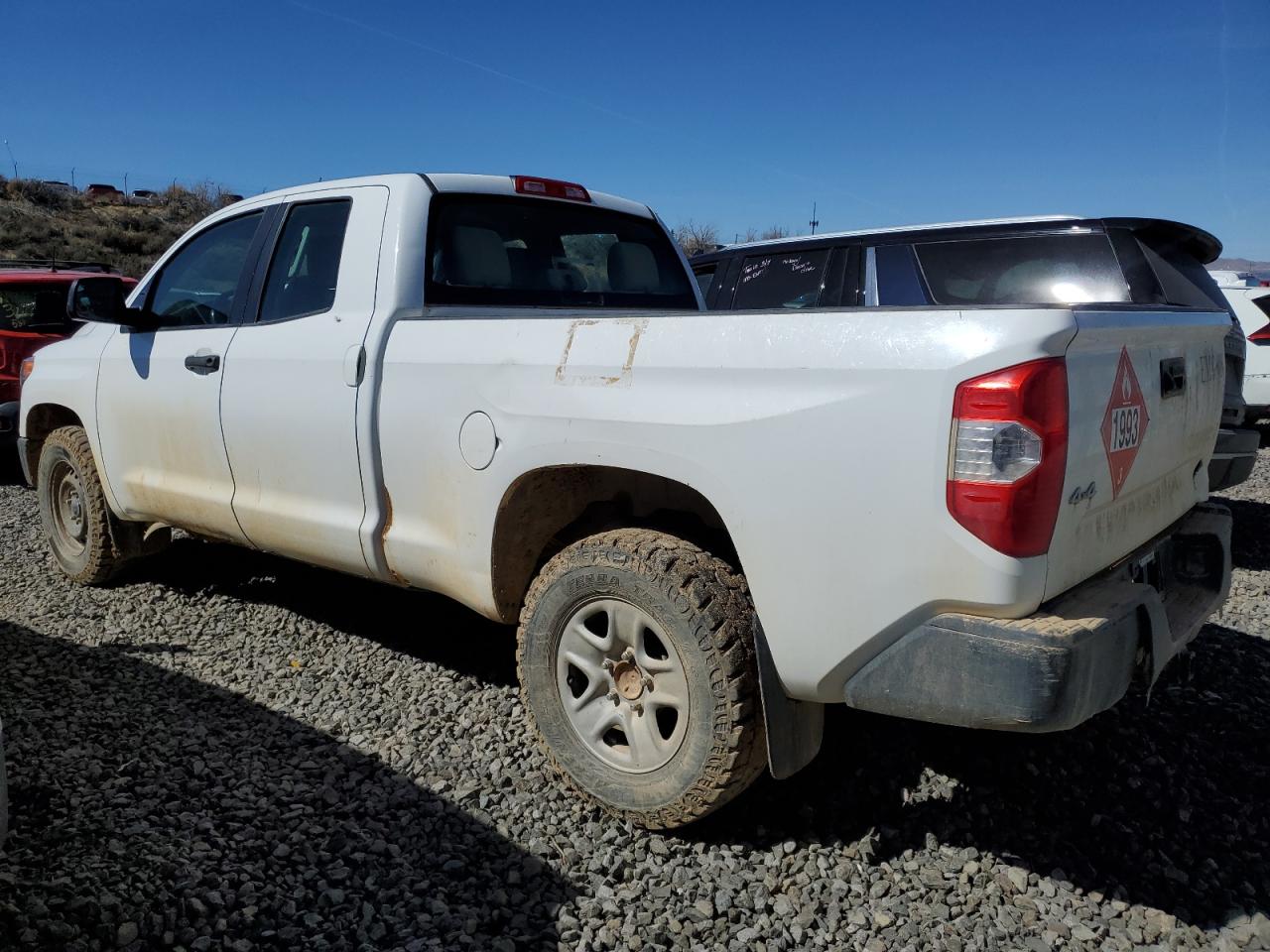 Photo 1 VIN: 5TFUM5F15EX052273 - TOYOTA TUNDRA 