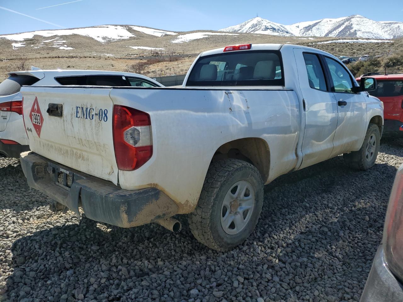 Photo 2 VIN: 5TFUM5F15EX052273 - TOYOTA TUNDRA 