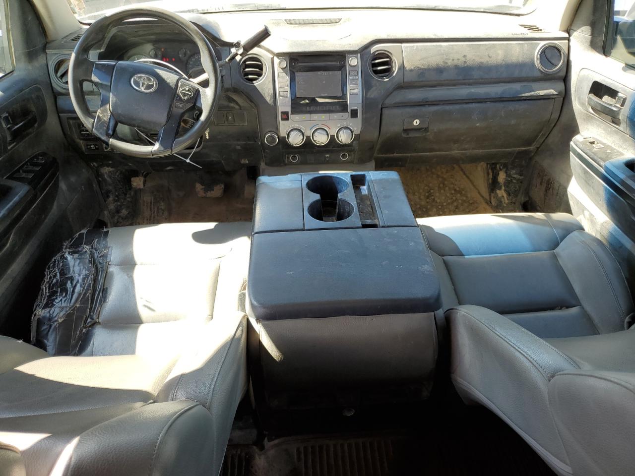 Photo 7 VIN: 5TFUM5F15EX052273 - TOYOTA TUNDRA 