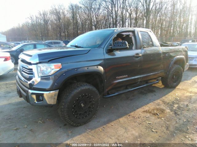 Photo 1 VIN: 5TFUM5F15HX069286 - TOYOTA TUNDRA 4WD 