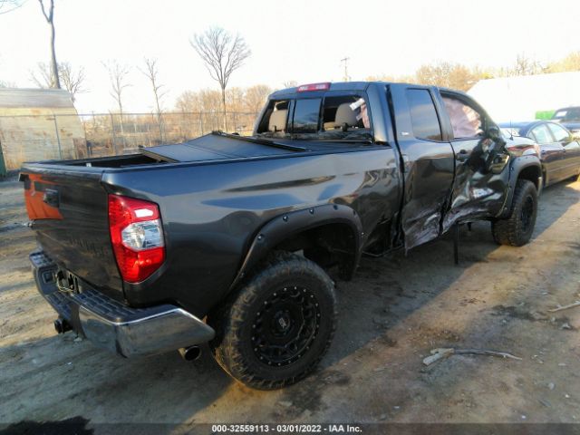 Photo 3 VIN: 5TFUM5F15HX069286 - TOYOTA TUNDRA 4WD 