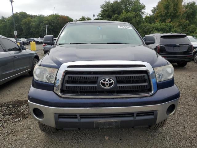 Photo 4 VIN: 5TFUM5F16AX004100 - TOYOTA TUNDRA DOU 