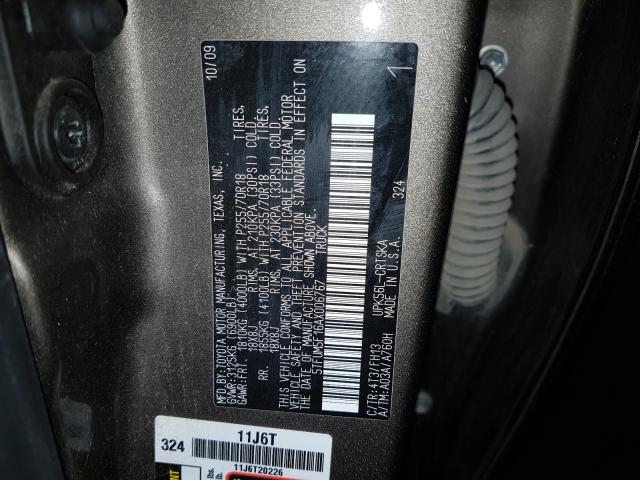 Photo 9 VIN: 5TFUM5F16AX006767 - TOYOTA TUNDRA DOU 