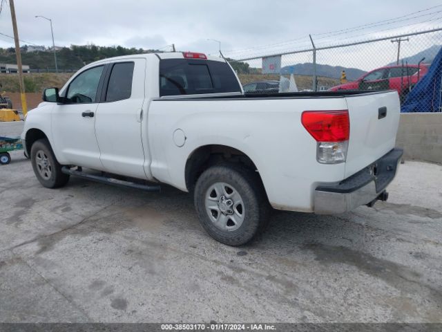 Photo 2 VIN: 5TFUM5F16BX023263 - TOYOTA TUNDRA 