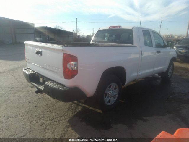 Photo 3 VIN: 5TFUM5F16JX078617 - TOYOTA TUNDRA 4WD 