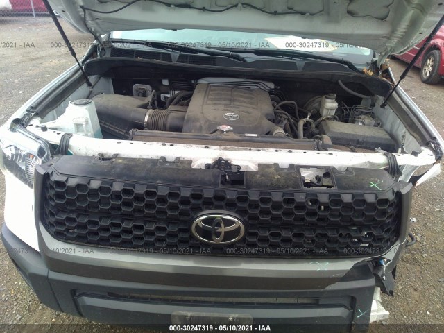 Photo 9 VIN: 5TFUM5F16KX080501 - TOYOTA TUNDRA 