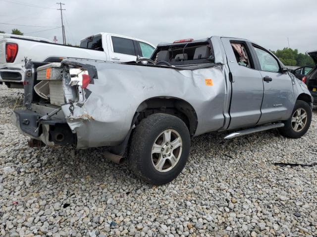 Photo 2 VIN: 5TFUM5F17AX001058 - TOYOTA TUNDRA DOU 